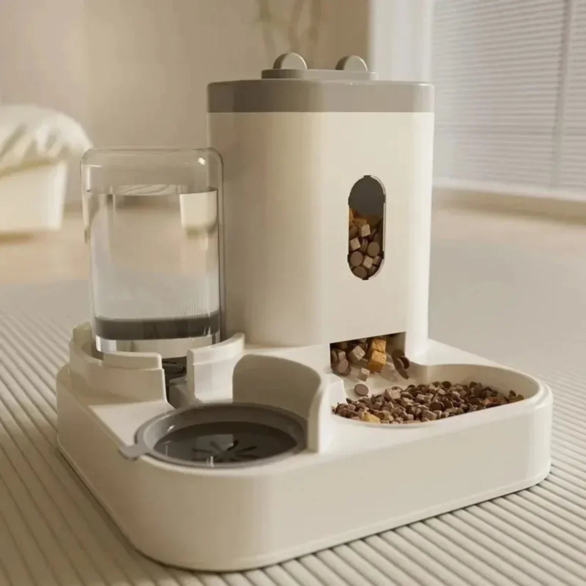 Whiskwag Auto Feeder Dog and Cat Food Bowl and Water Fountain